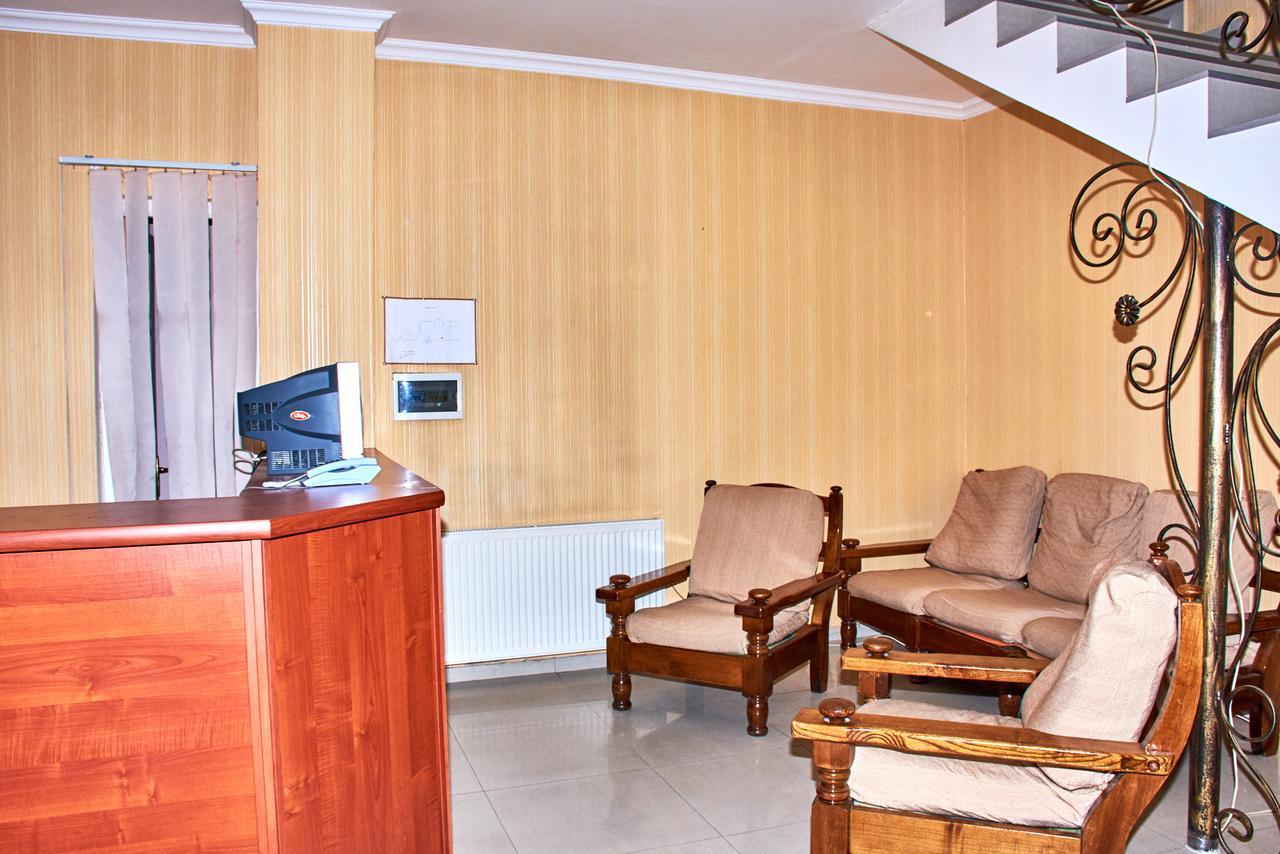 Hotel Georgia Gori Exterior foto