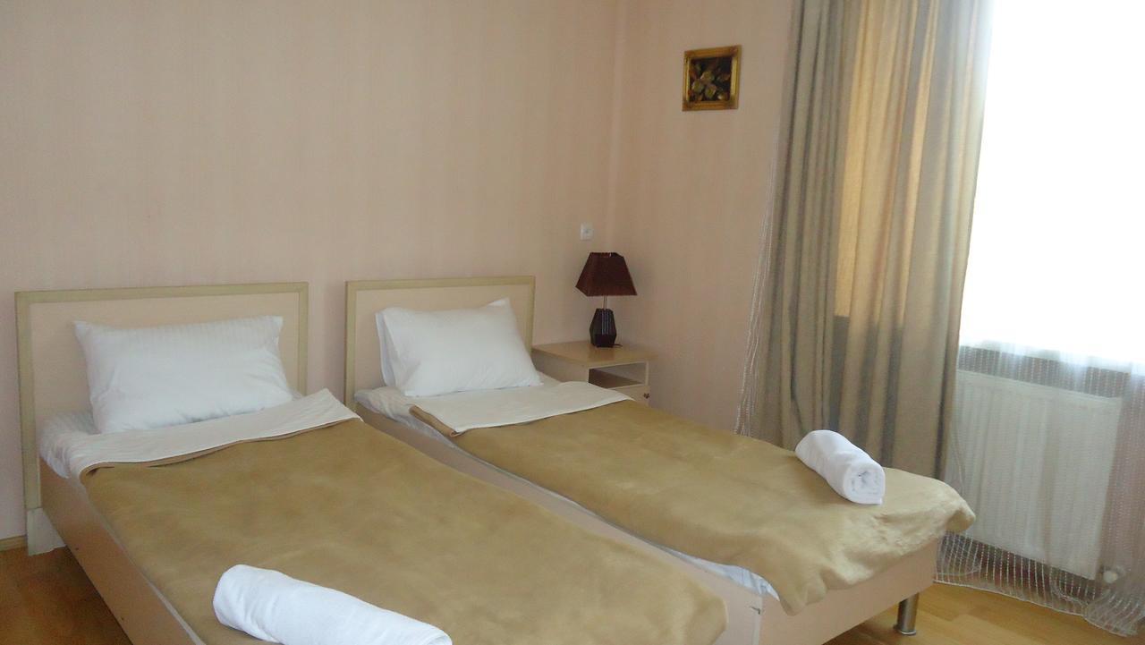 Hotel Georgia Gori Exterior foto